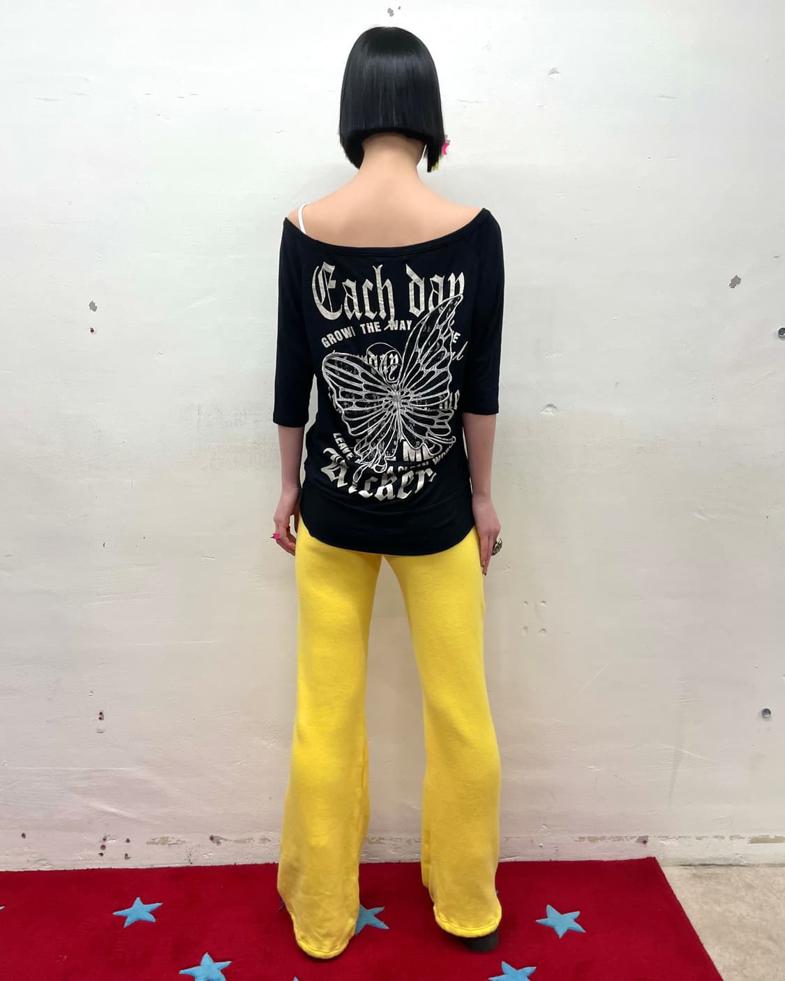 M.K.R Butterfly Embroidery Black T-shirt 상품이미지4