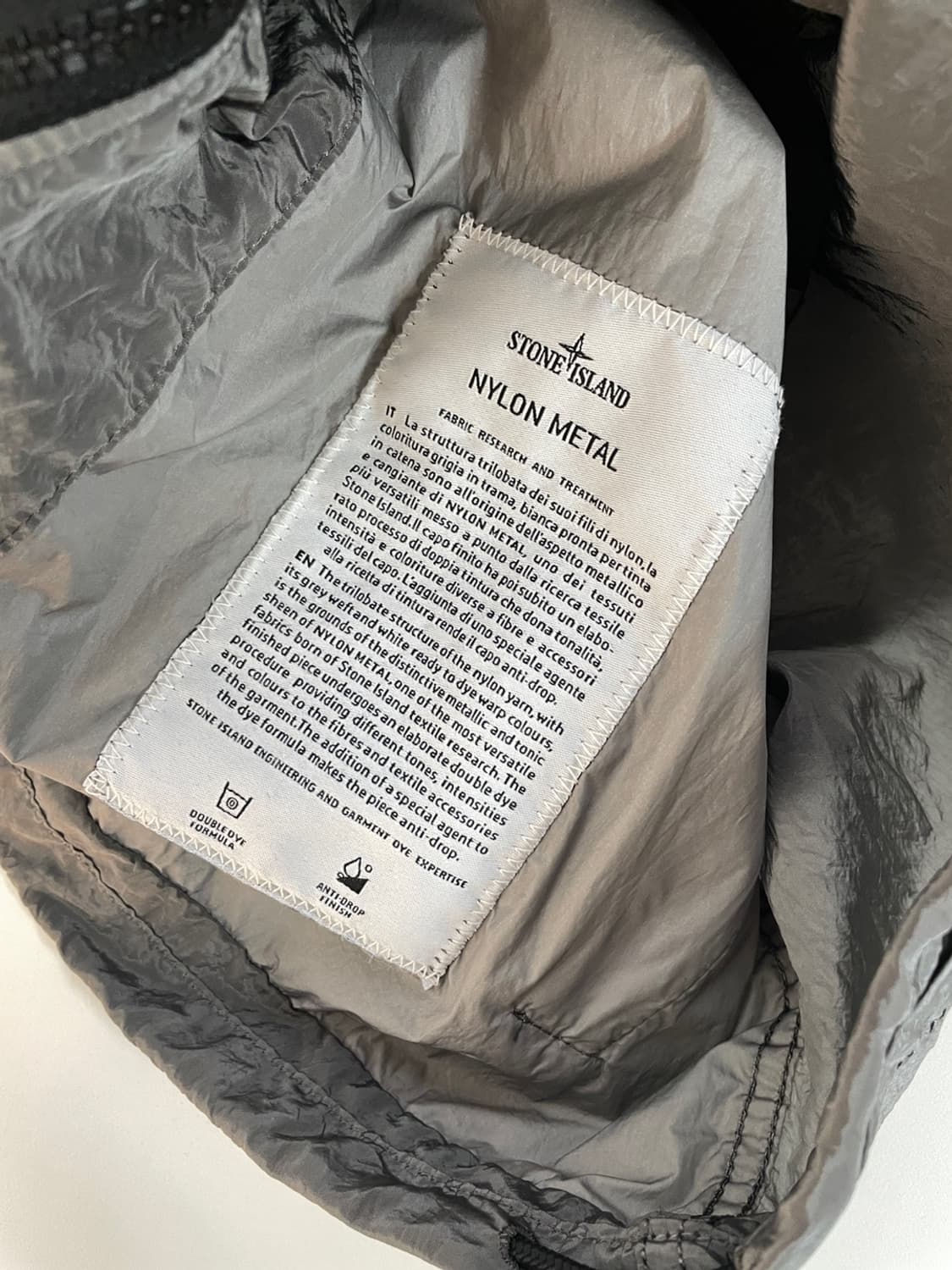 스톤 아일랜드 나일론 메탈 후드 자켓  상품이미지8