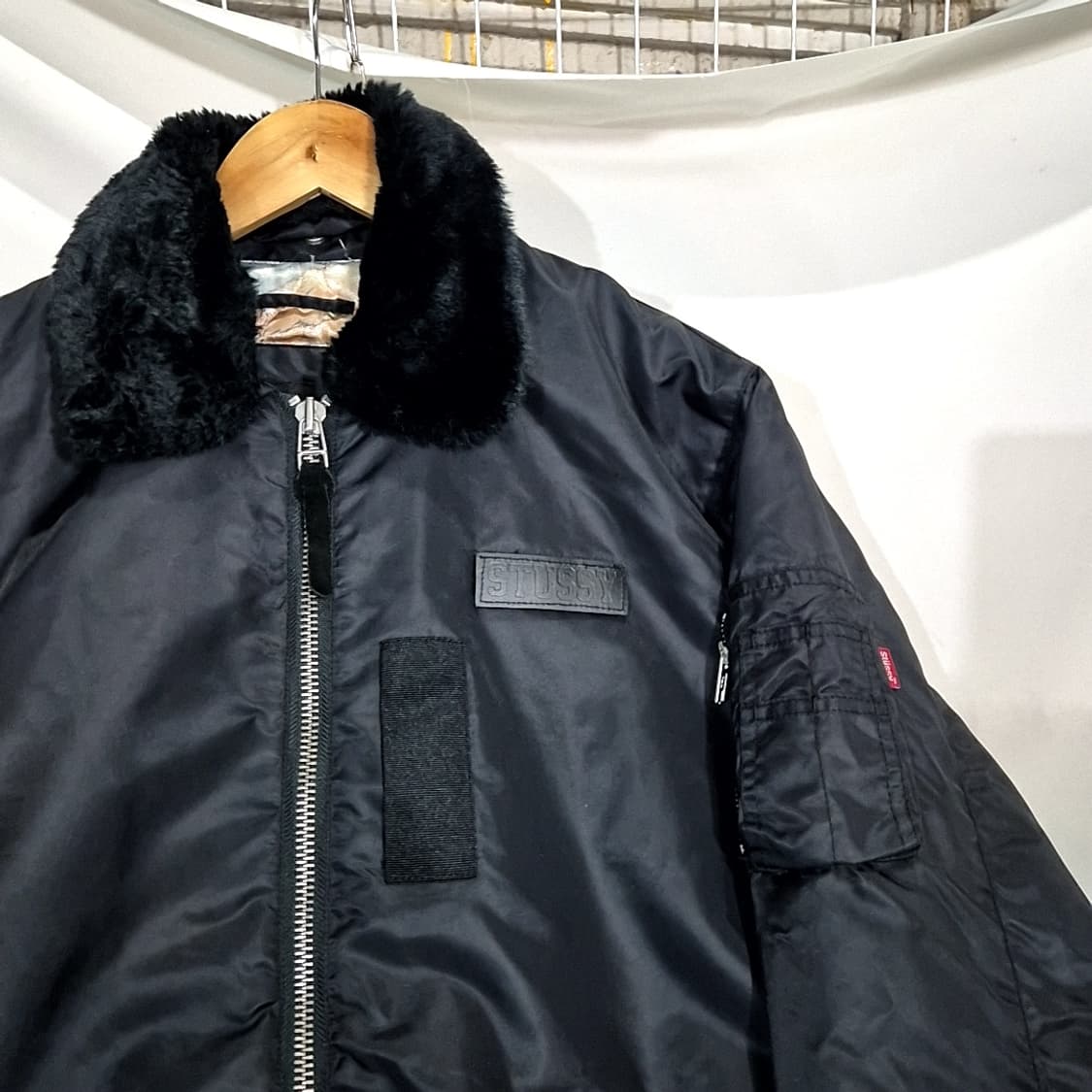 스투시 덱 봄버 자켓 상품이미지2