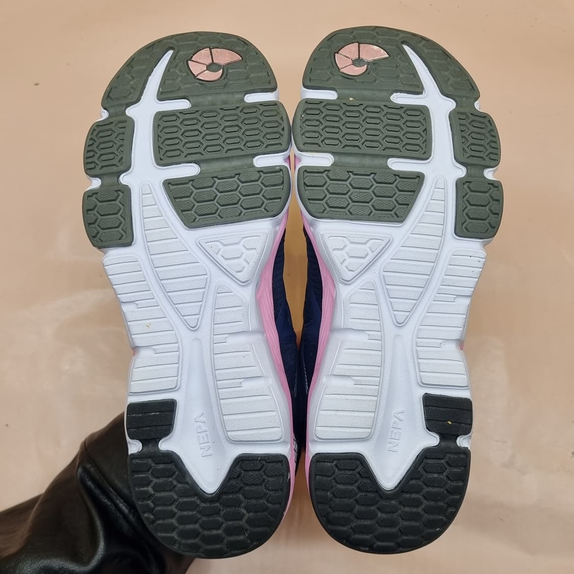 네파 클라우드 에어 다이얼 경량운동화 240상 상품이미지3