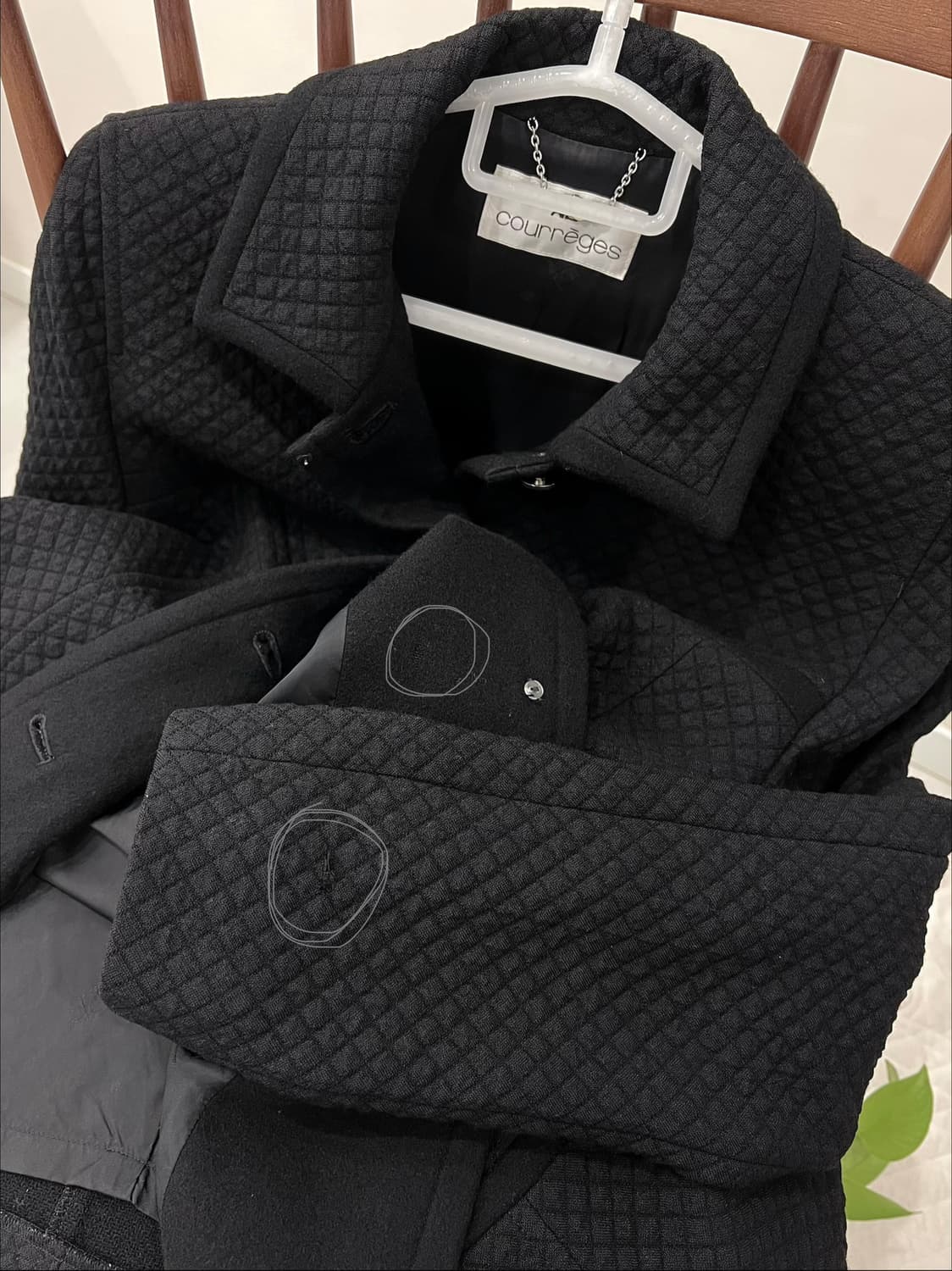 쿠레쥬 블랙 울 캐시미어 퀄팅 롱코트 꾸레쥬 상품이미지9