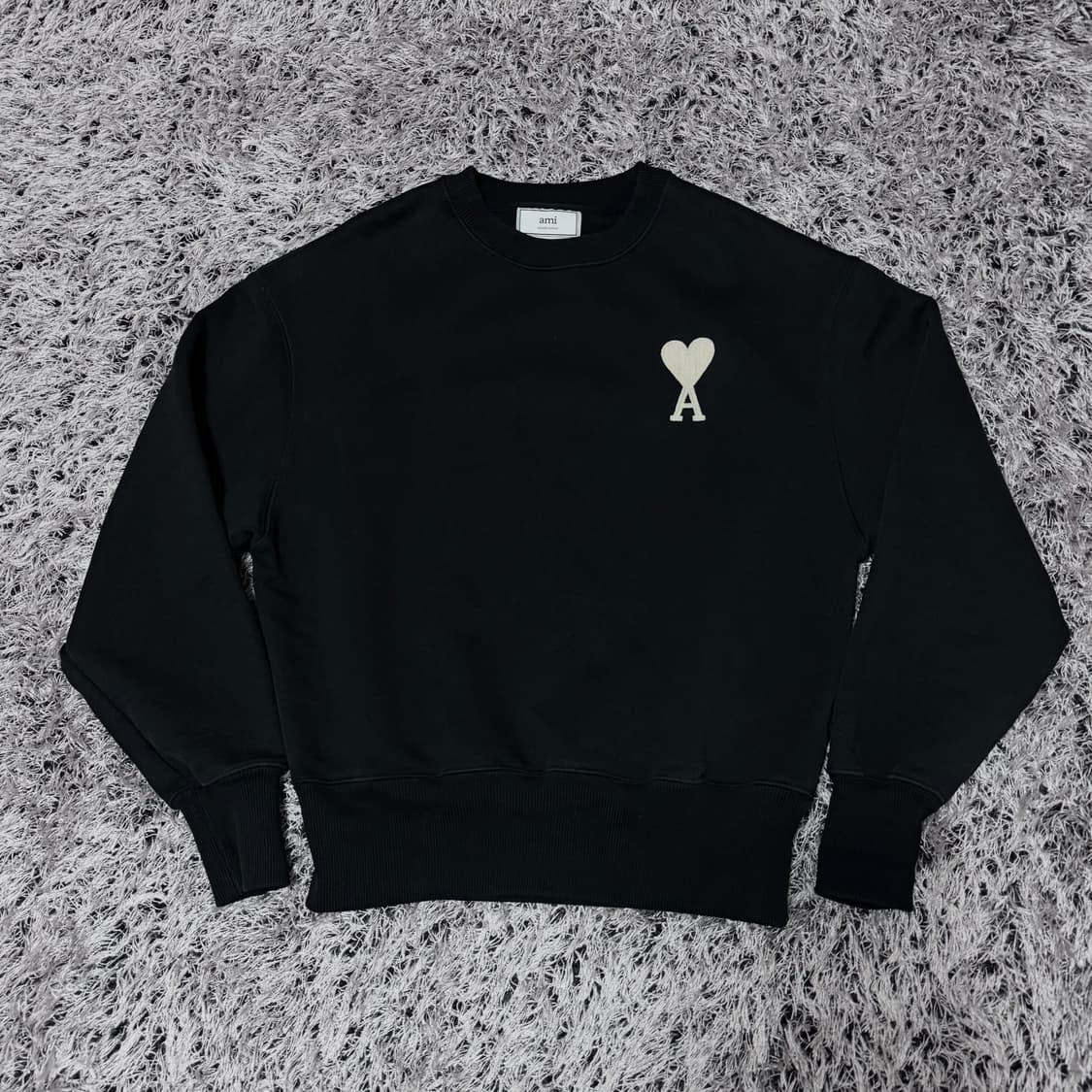 아미 빅하트 맨투맨 블랙 xxs 상품이미지1