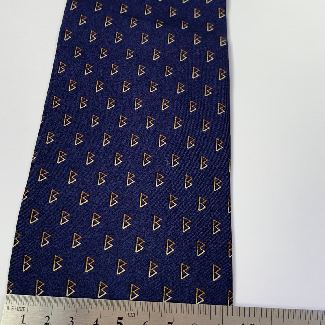 버버리(BURBERRY) 모노그램 명품넥타이 A-A+등급 100실크 상품이미지10