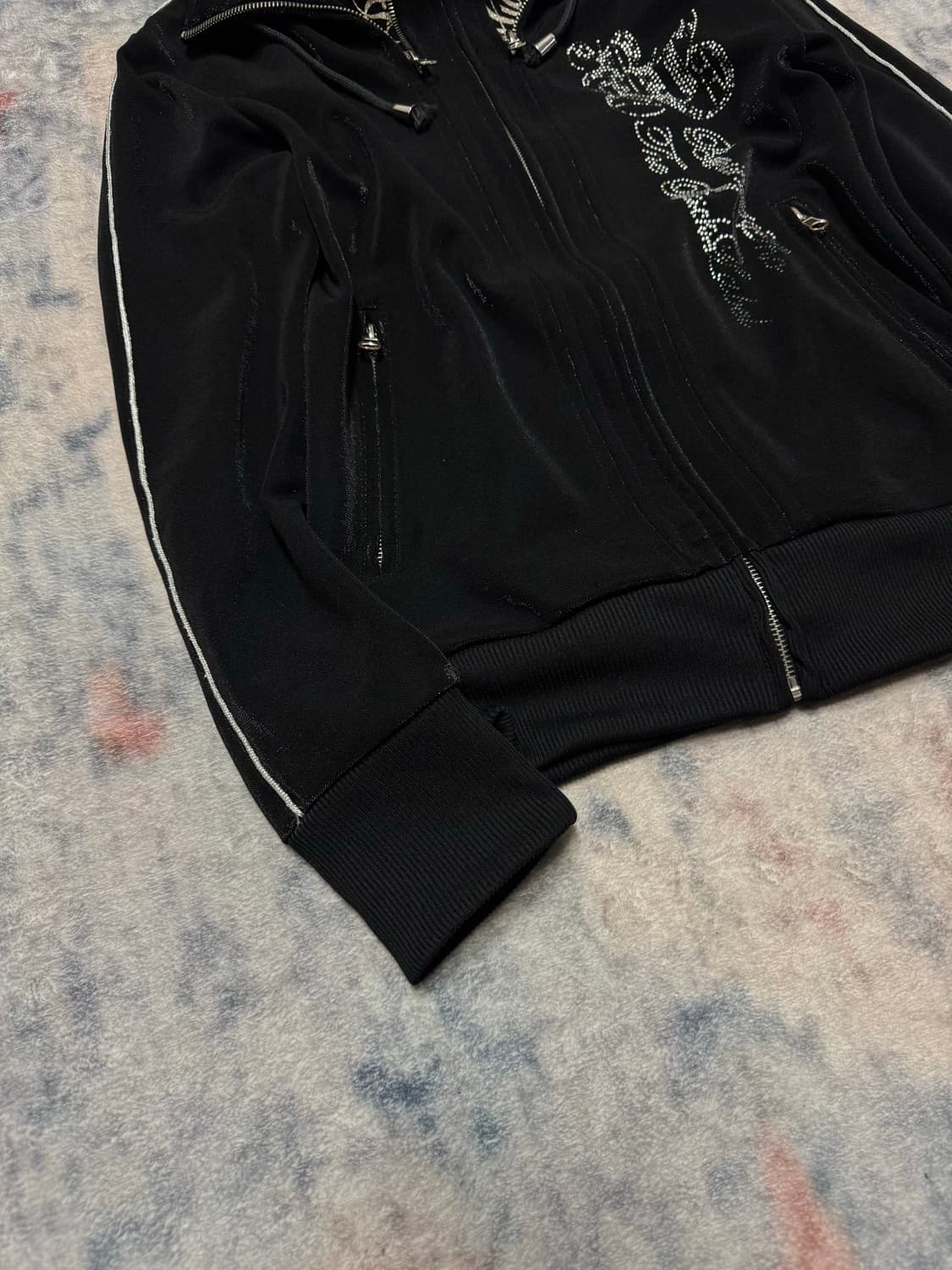 Bernings sho 00s bizz glitter satin hood 상품이미지5