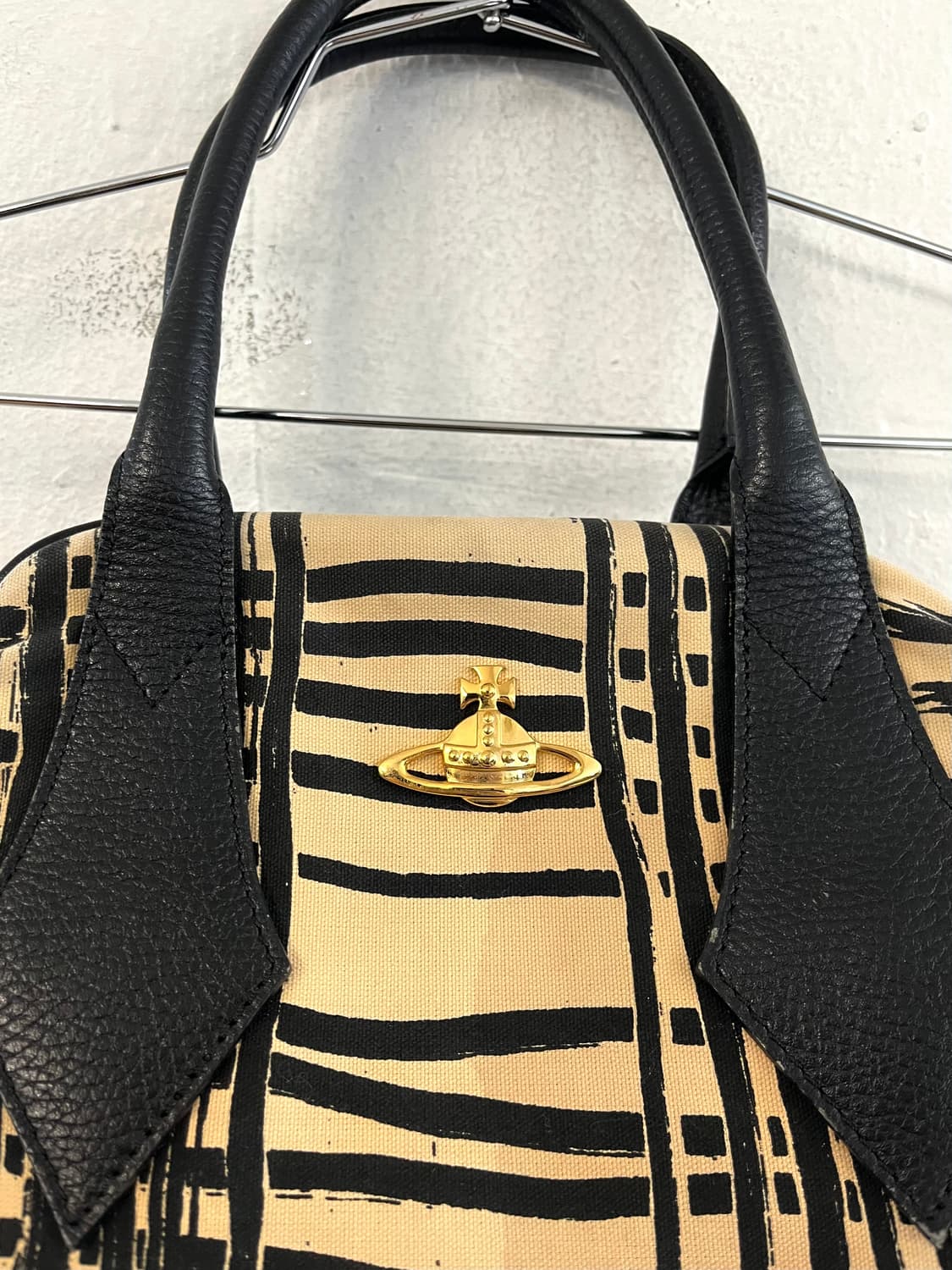 비비안웨스트우드 오알비 애니멀 프린팅 캔버스 레더백 상품이미지3