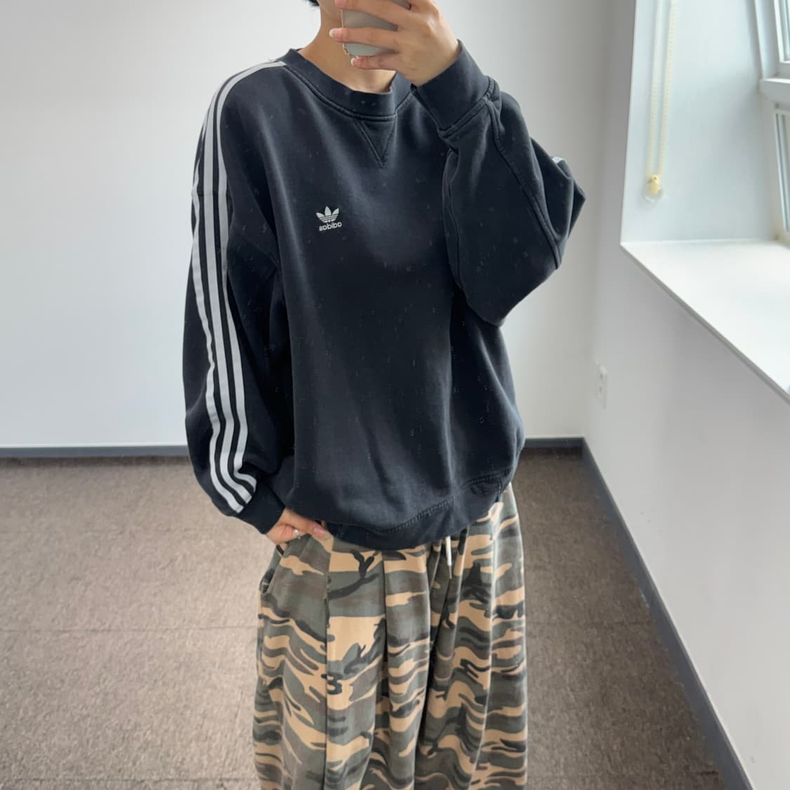 Adidas 아디다스 스몰 파이어로고 블랙 트랙탑 맨투맨  상품이미지2
