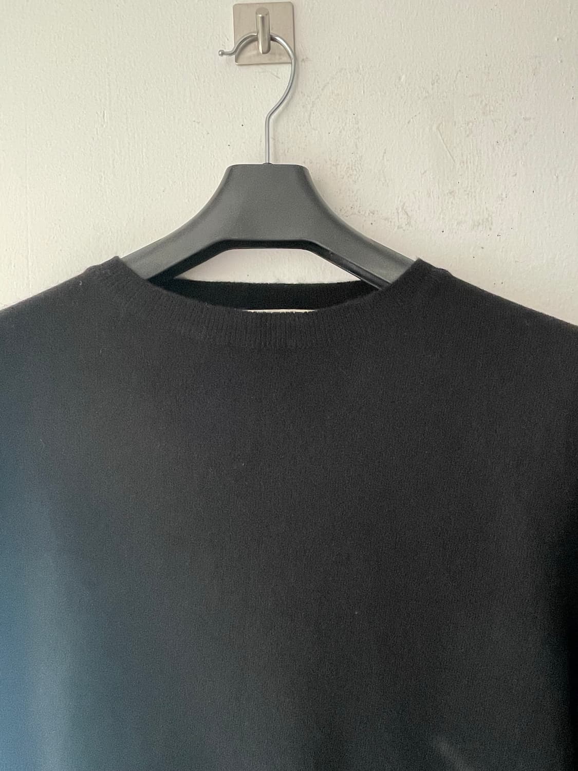 서브셋 프리미엄 라운드넥 울캐시 니트 블랙 새상품 상품이미지8