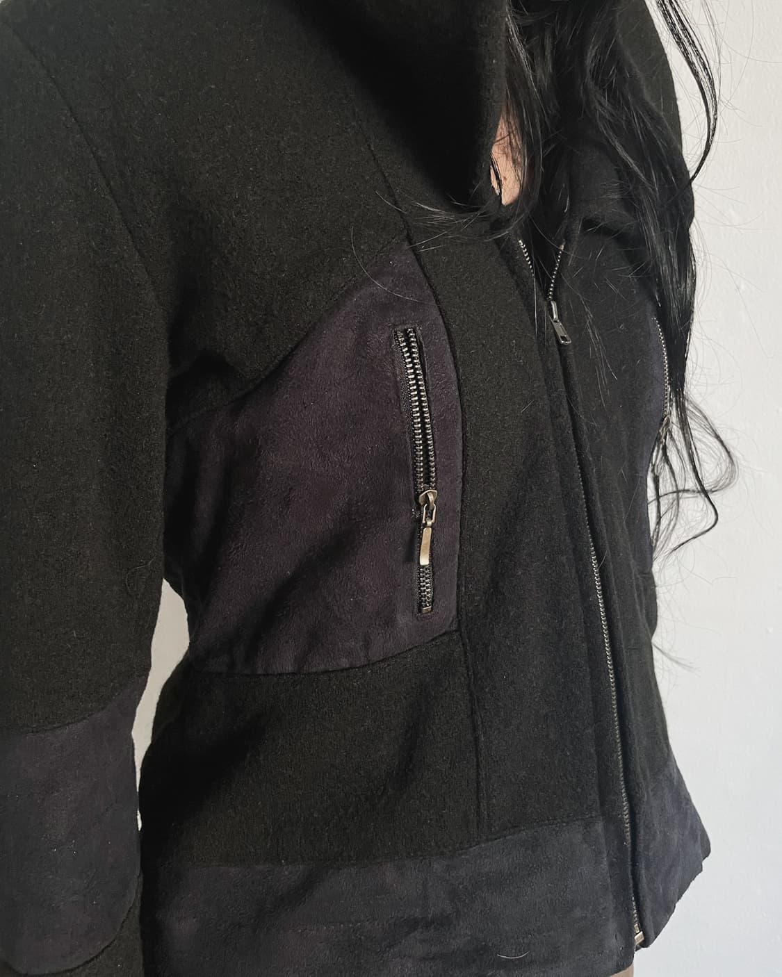 nuďé 딥 후드 크롭컷 울 자켓 상품이미지3