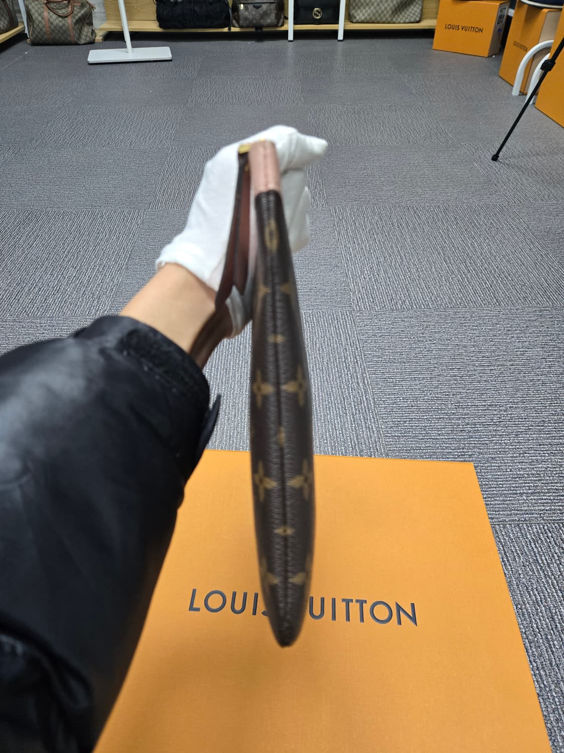 [특가][정품]루이비통 데일리 클러치백 상품이미지4