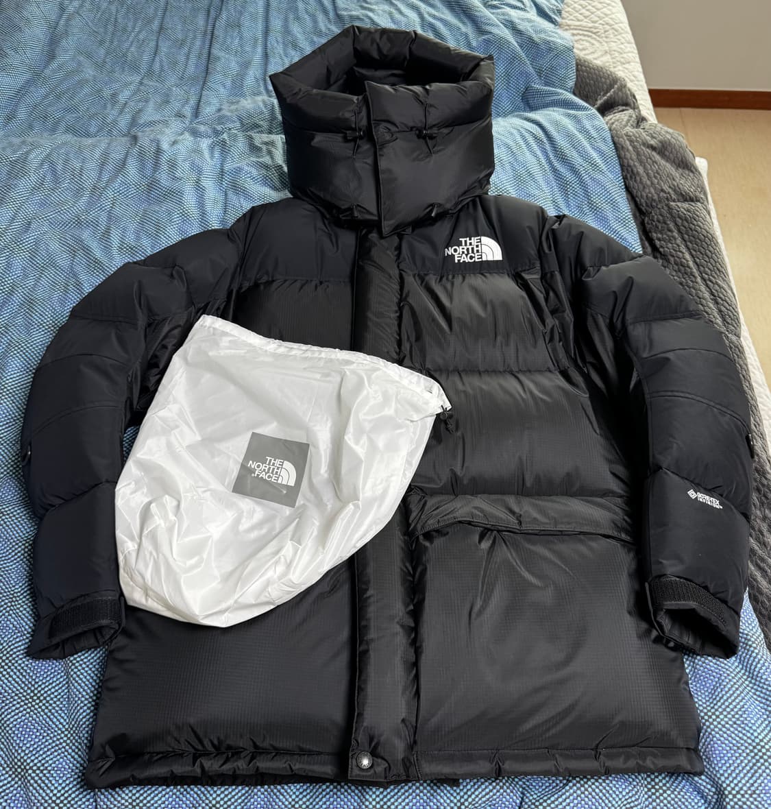 노스페이스 힘다운 블랙 일본판 M 상품이미지1