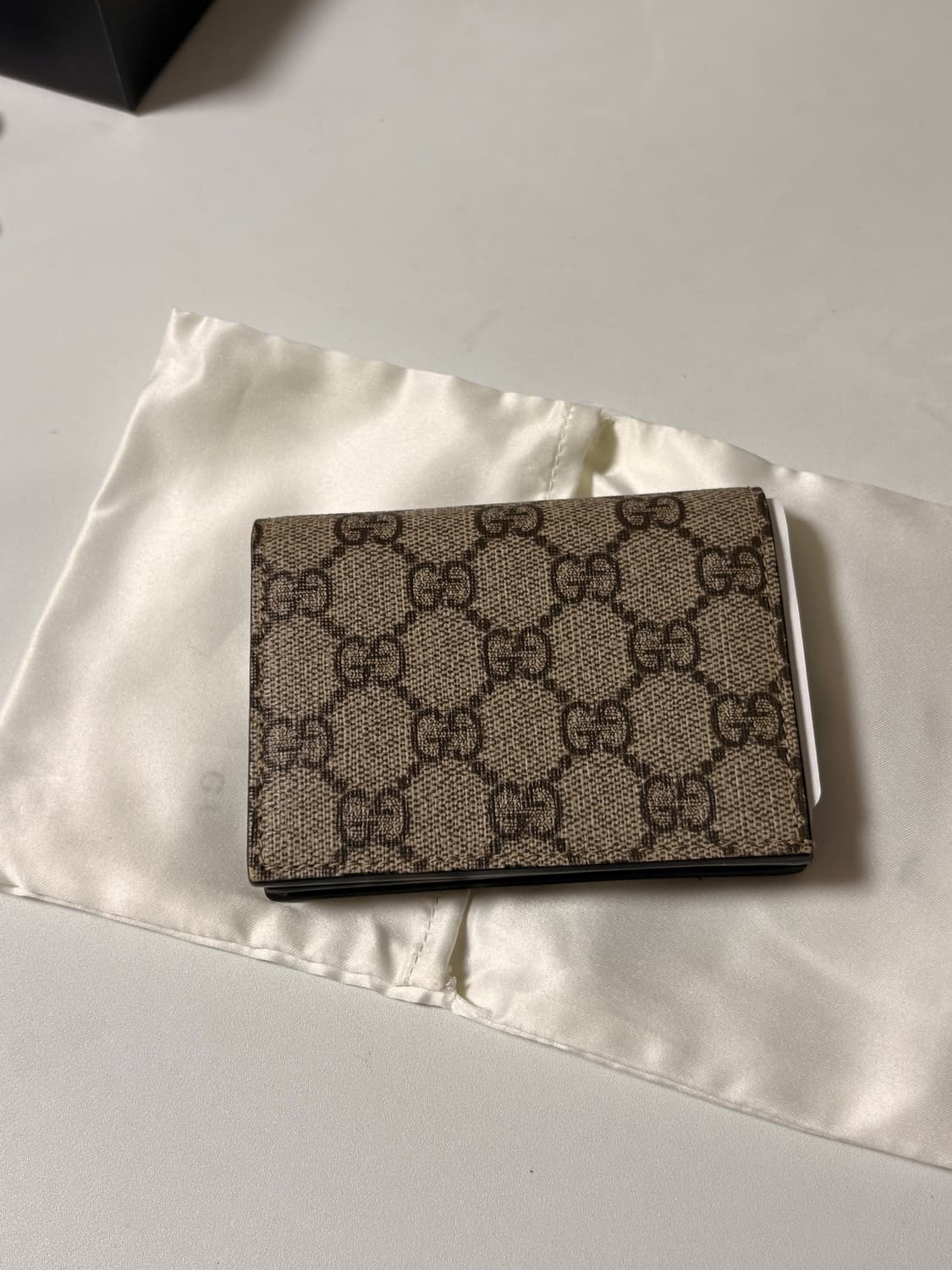 새상품] 구찌 GG디테일 반지갑 풀박스 상품이미지2