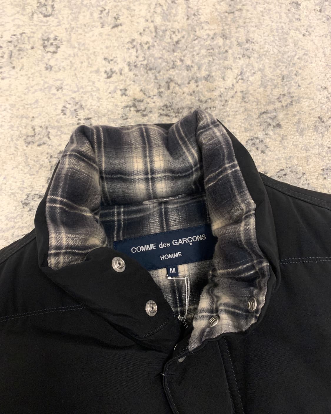 꼼데가르송 옴므 다운 베스트 상품이미지3