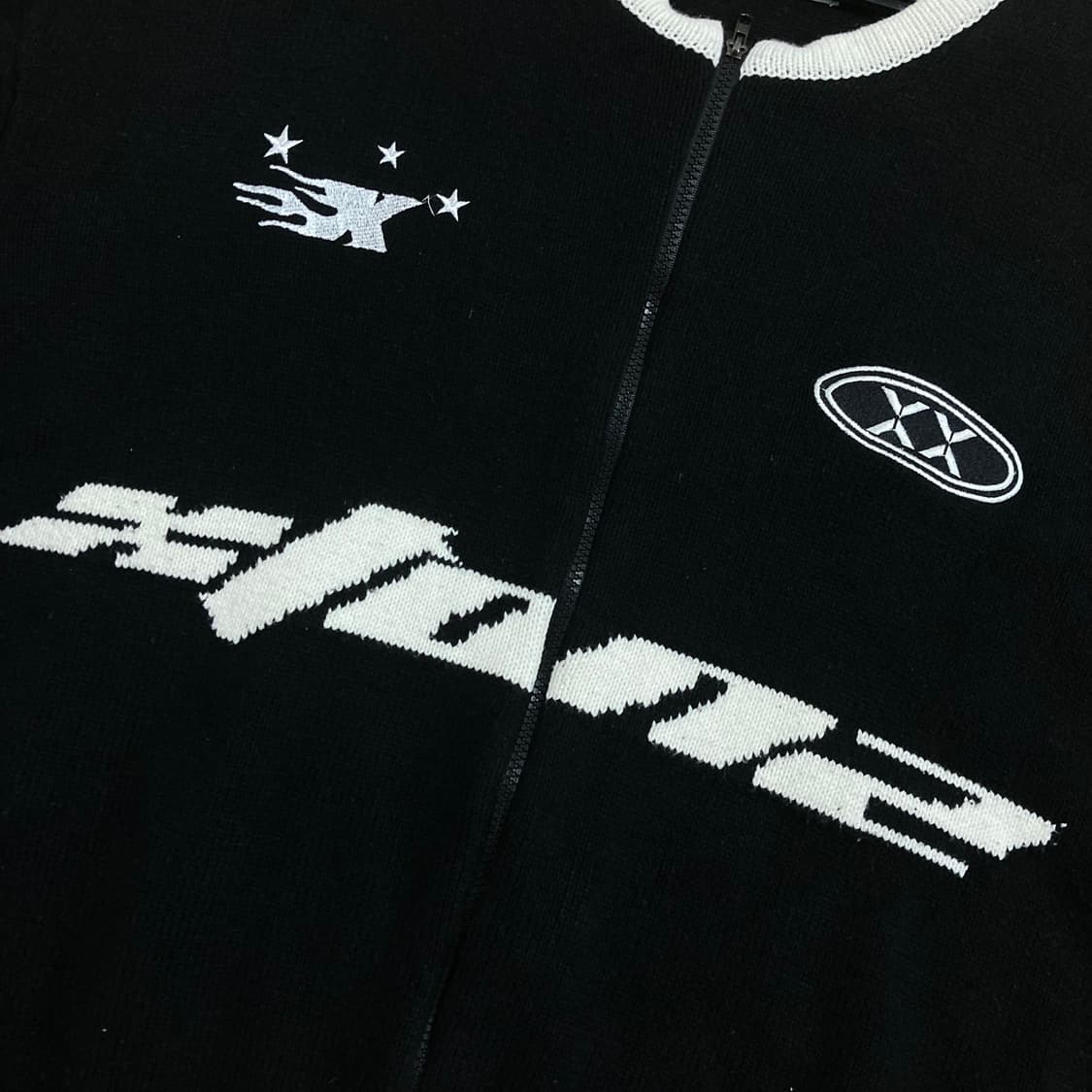 엑스톤즈 스펠아웃 블랙 니트 집업 상품이미지2