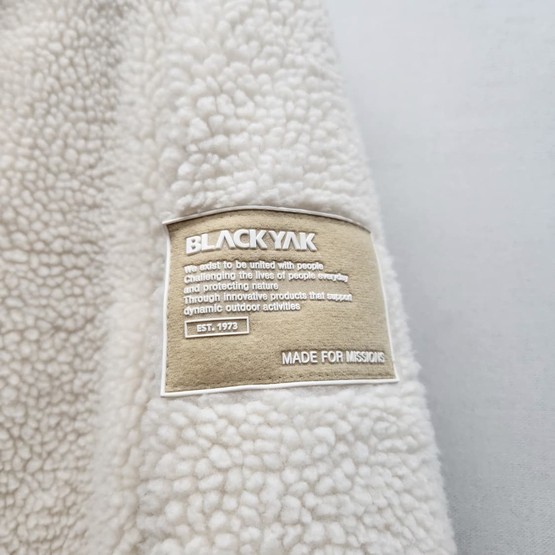 블랙야크 로고와펜 뽀글이 후드집업 95(L) 상품이미지4