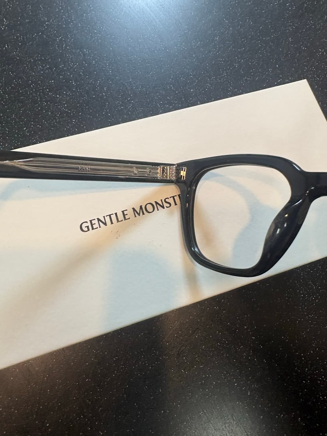 젠틀몬스터 칼01 블랙 안경 상품이미지6