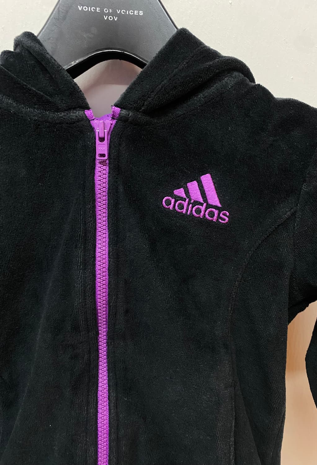 아디다스 키즈 벨벳 트레이닝복 세트 3T 상품이미지2