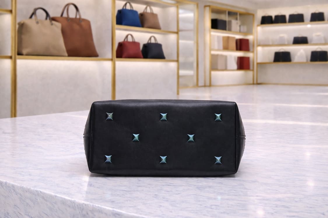 [A급] 페라가모 토트백 판매합니다!!! 상품이미지3