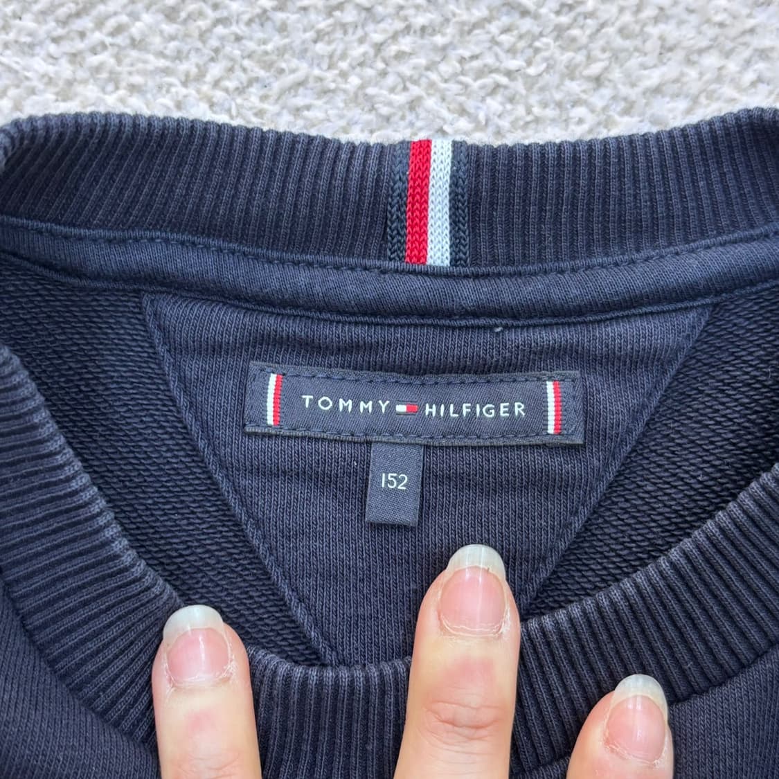 152 타미힐피거 스몰로고 맨투맨 티셔츠 0331E 상품이미지3