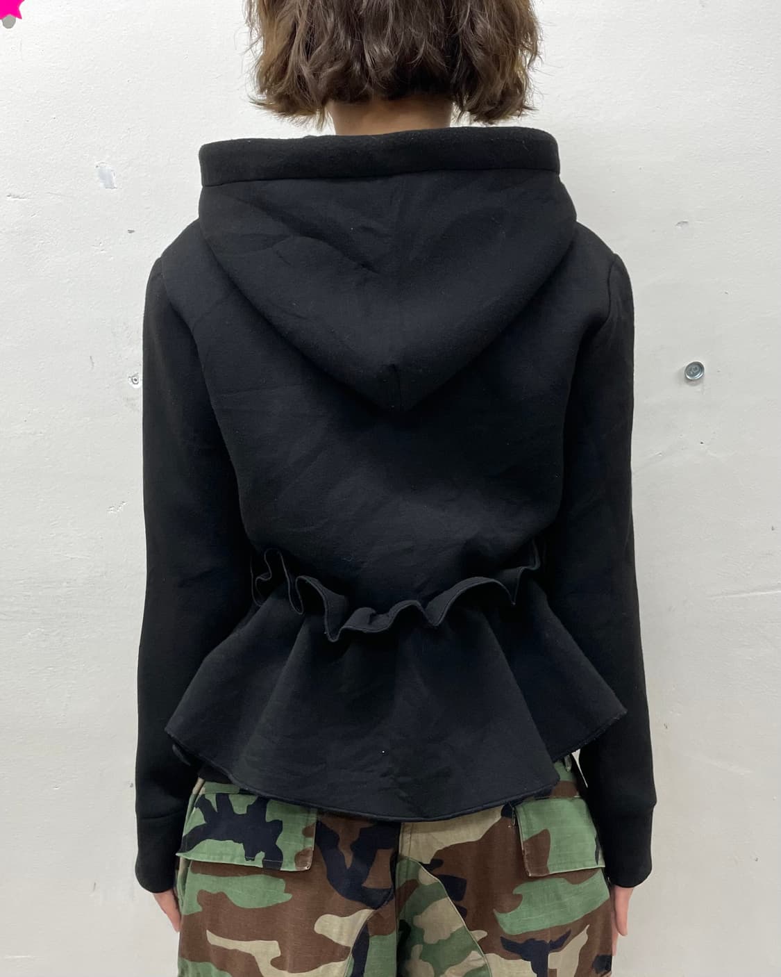 Shirring Decorated Black Hooded Zip-Up 상품이미지3