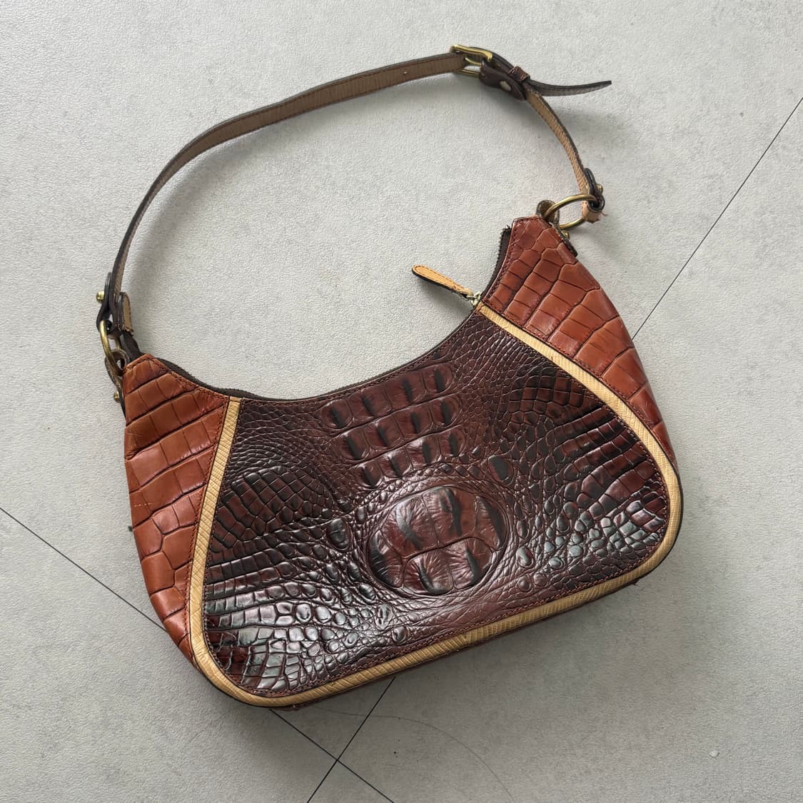 브라민 트라이컬러 리얼 악어 가죽 숄더백 상품이미지1