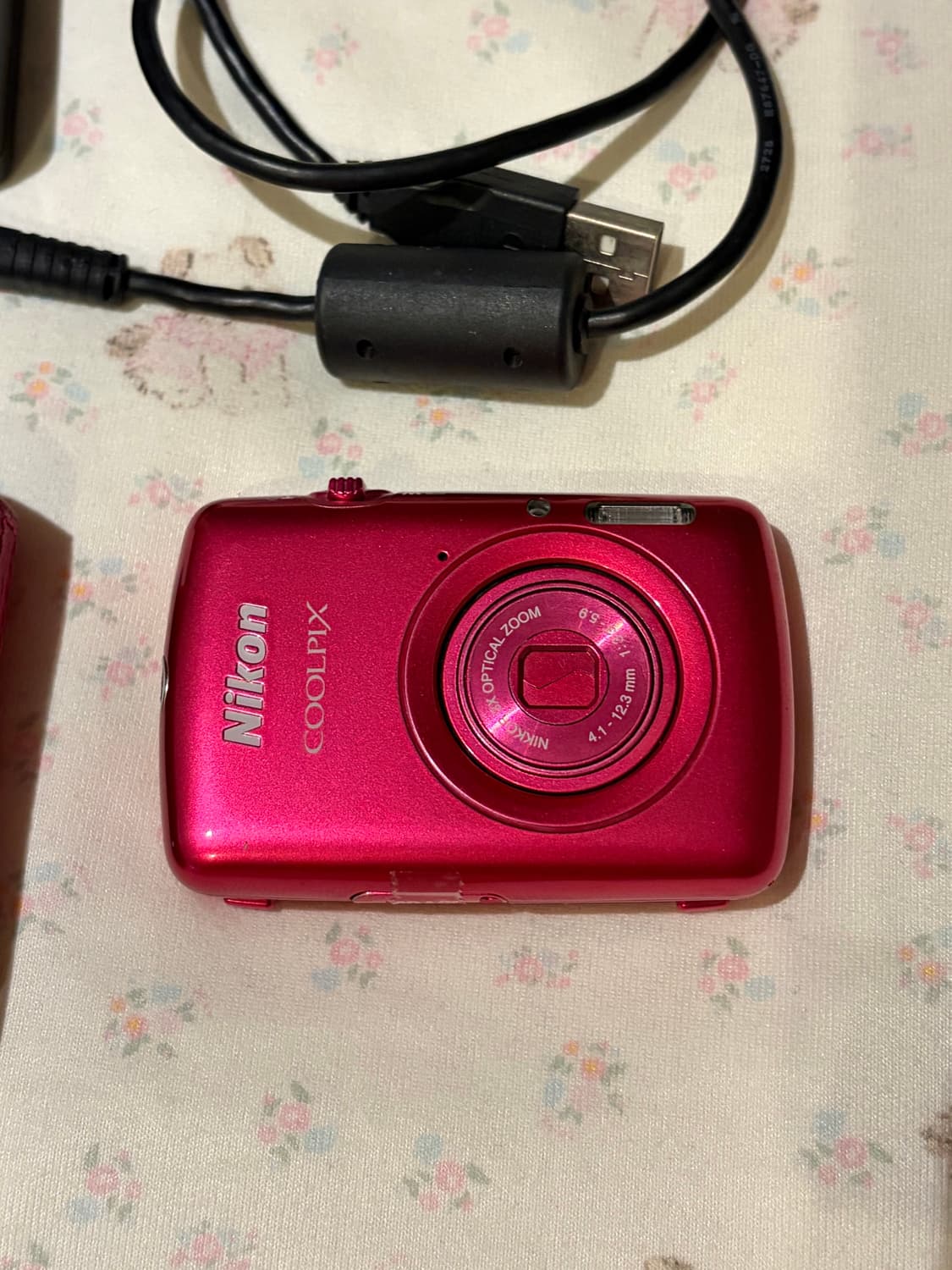 제니 디카🩷(극미품) 니콘 쿨픽스 S01 핑크 상품이미지2
