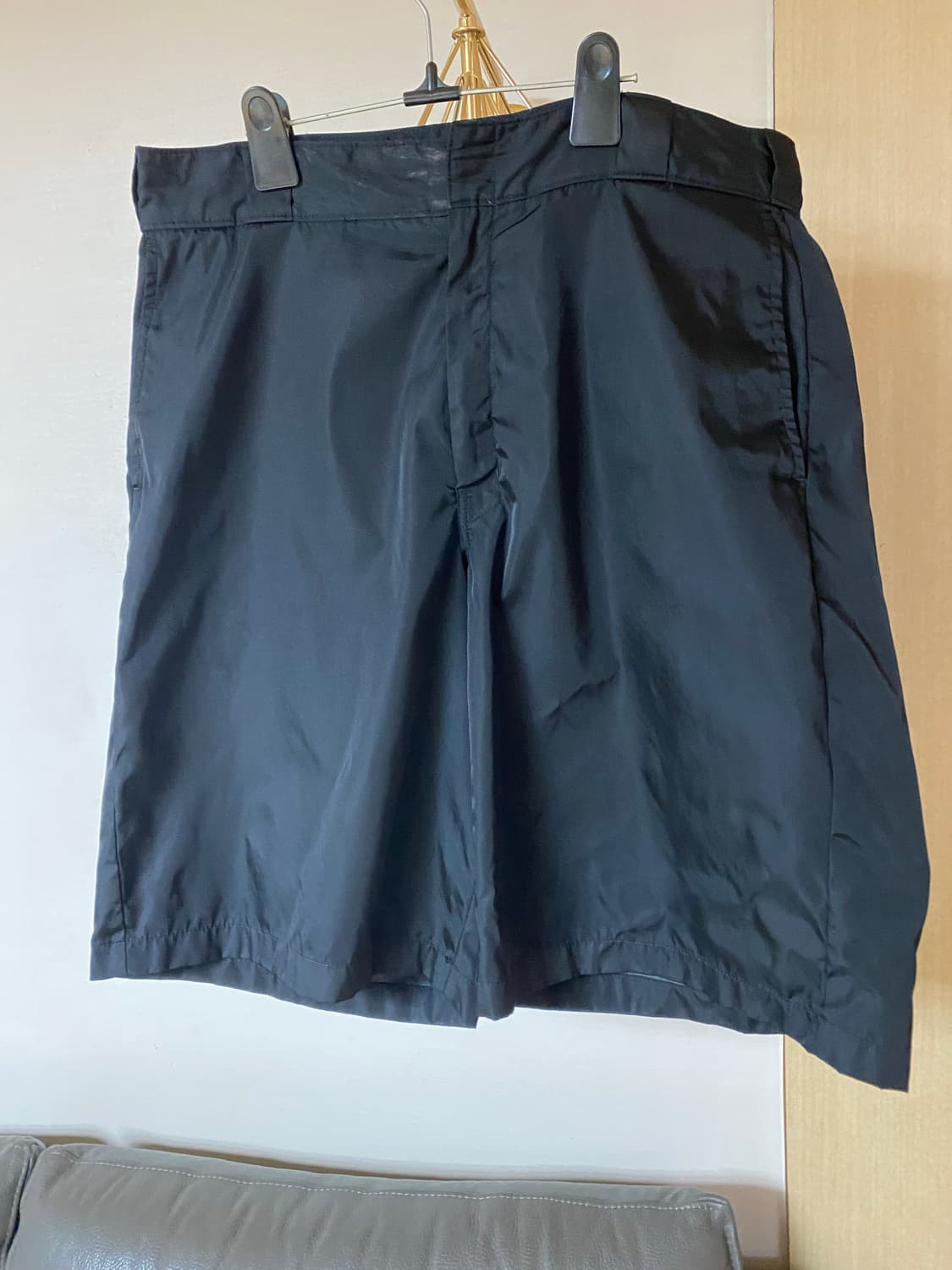 프라다 리나일론 버뮤다 팬츠 / 48 / 사용감 상품이미지3