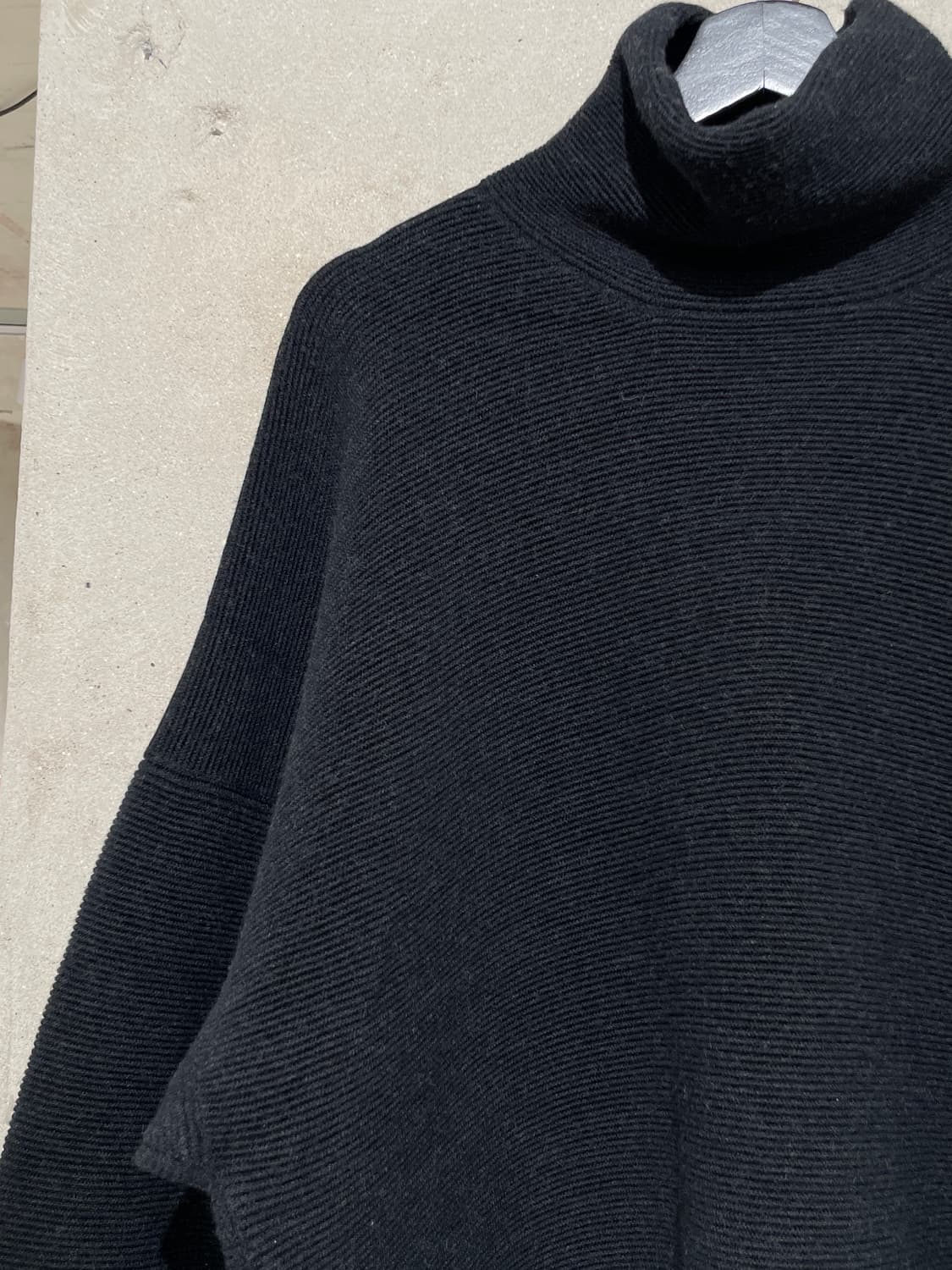 피어 오브 갓 블랙 울 터틀넥 오토만 상품이미지2