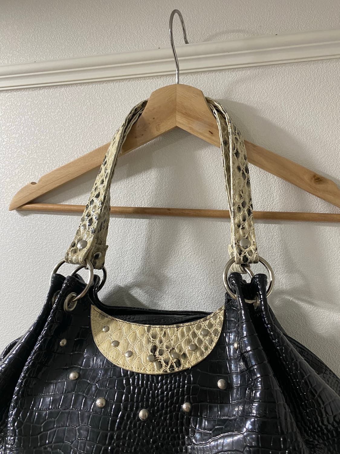 Crocodile Leather Stud Bag 상품이미지4