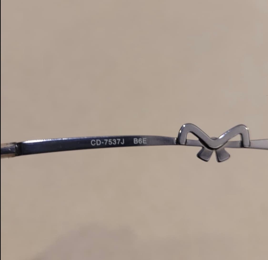 디올 티타늄 안경  상품이미지9