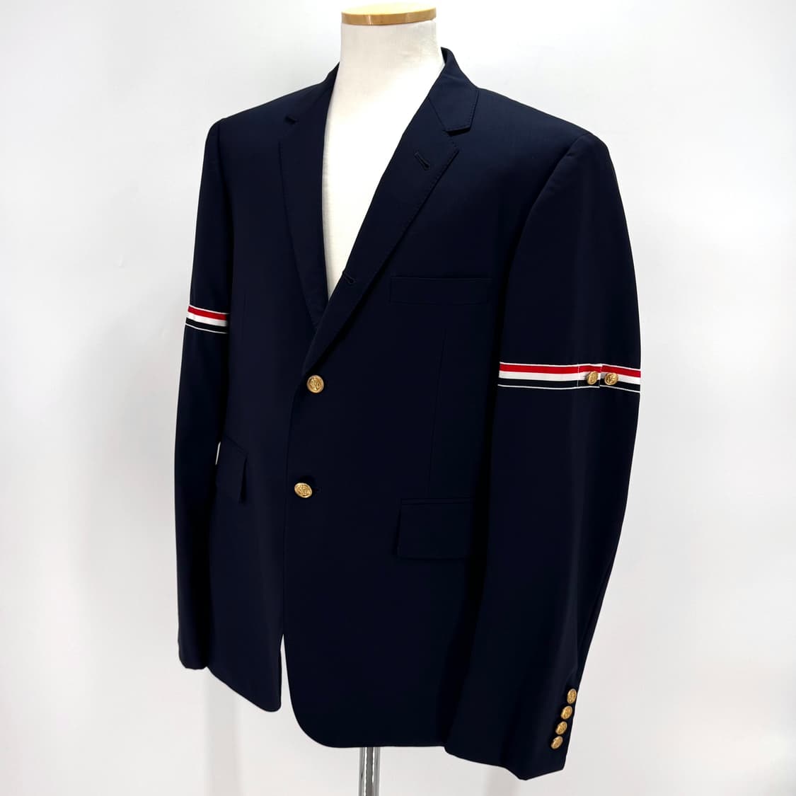 [3사이즈] 톰브라운 암밴드 클래식 울 블레이저 자켓 (MJC341A) 상품이미지2