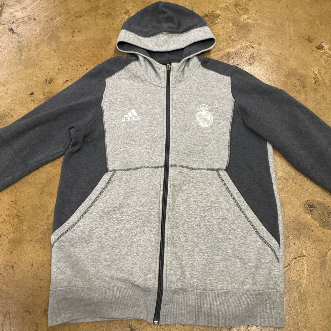 아디다스 레알마드리드 그레이 후드집업  상품이미지3