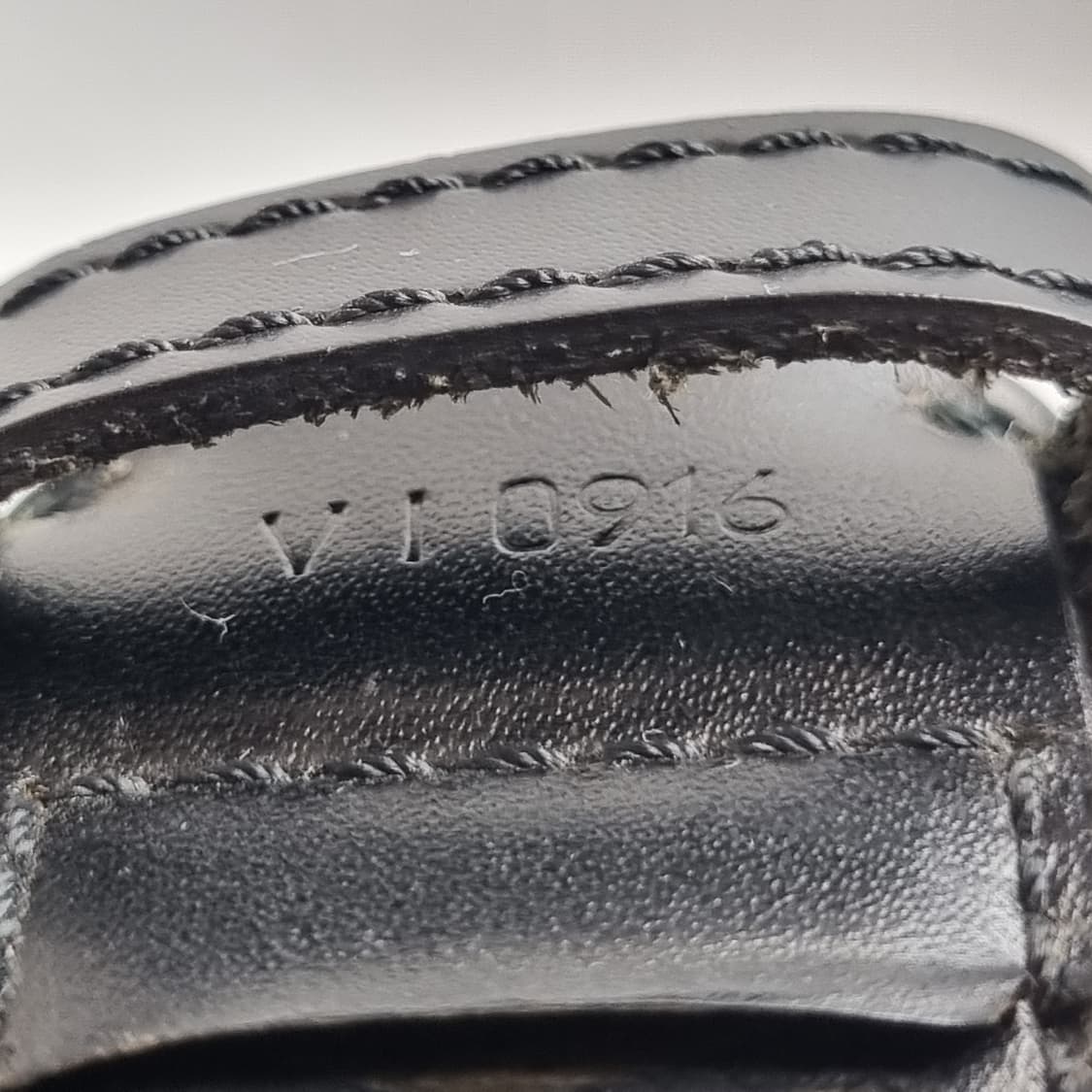 루이비통 에삐 삭데폴 버킷백 숄더백 (GM 사이즈) 상품이미지10