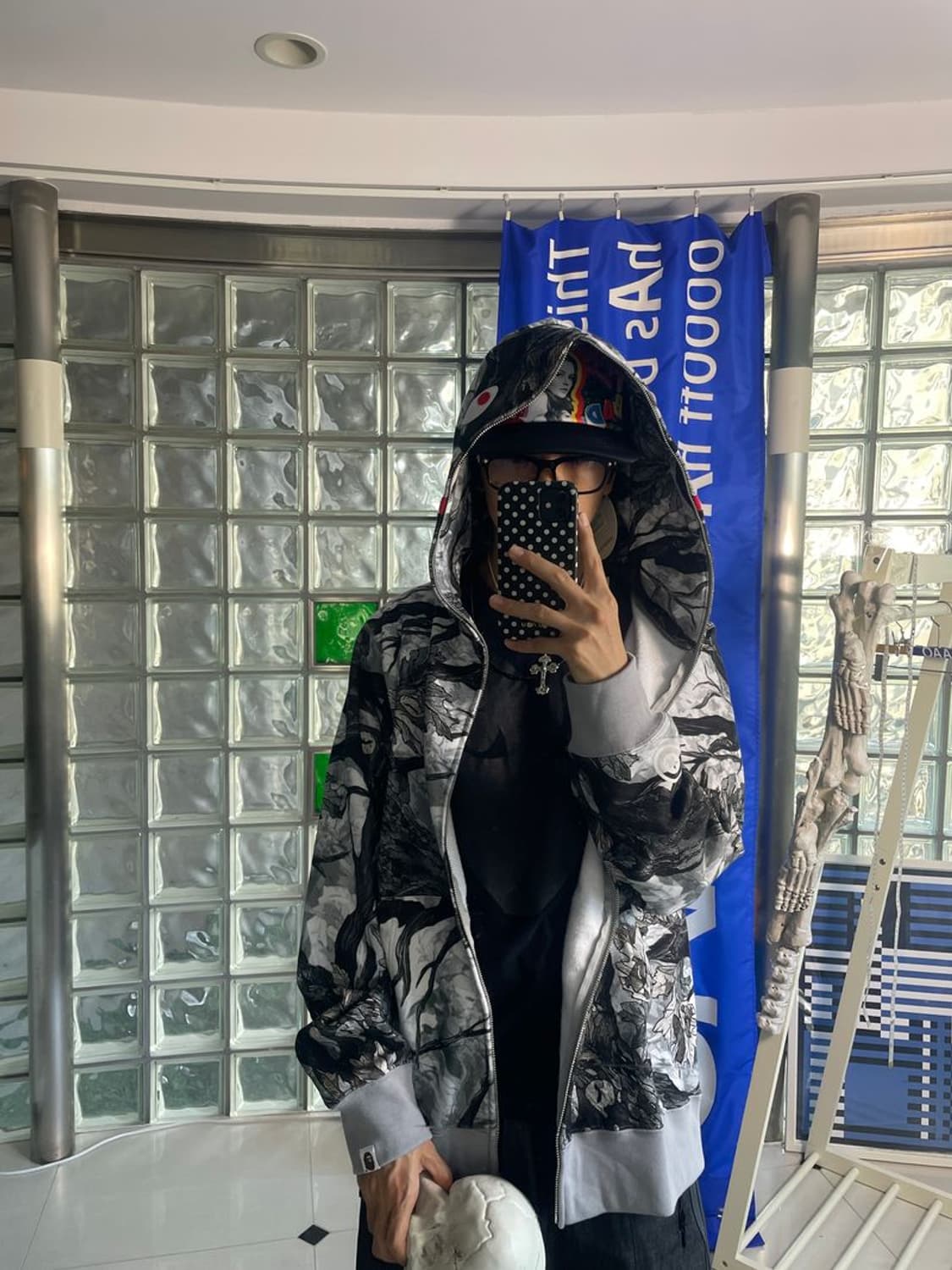 TREE EDGE CAMO SHARK 트리 엣지 카모 샤크 풀집업 후디 상품이미지9