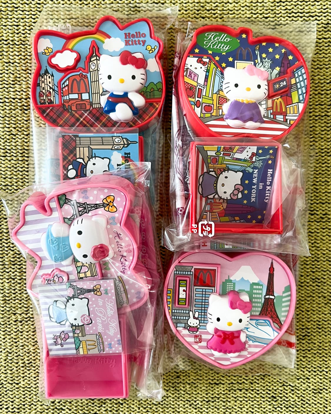 2010 헬로키티 빈티지 맥토이 일본 해피밀 - 파리  상품이미지3