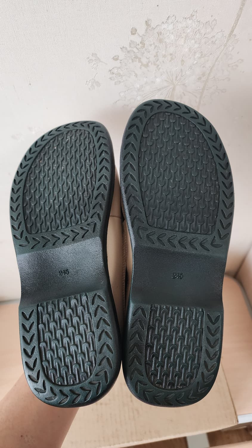 KOS 블랙 베이지 가죽 캐주얼 운동화 245 상품이미지5