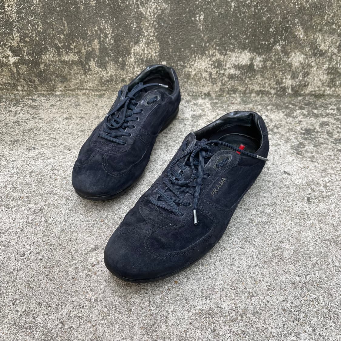 [7UK] Prada 스웨이드 스니커즈 (260) 상품이미지1