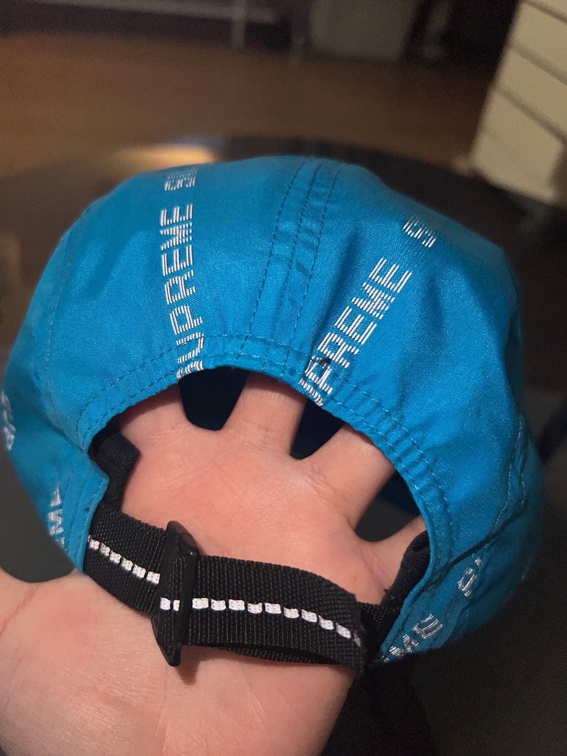 슈프림 볼캡 Supreme Reflective Text Camp Cap 상품이미지6