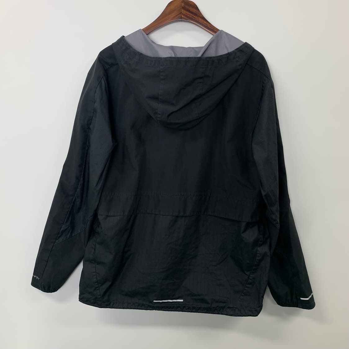 나이키 러닝 블랙 바람막이 자켓 상품이미지3
