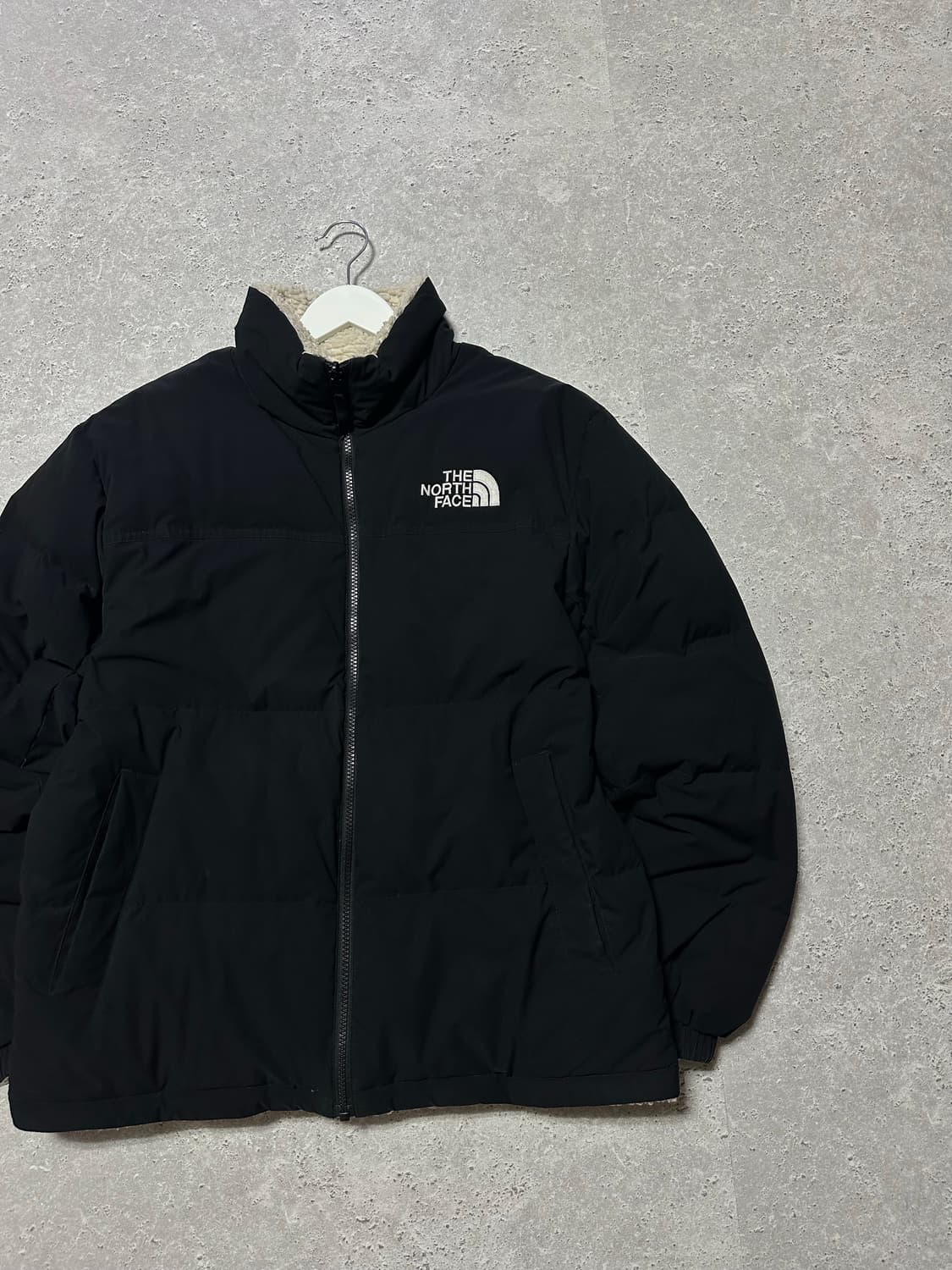 노스페이스 스몰로고 블랙 플리스 양면 패딩 상품이미지2