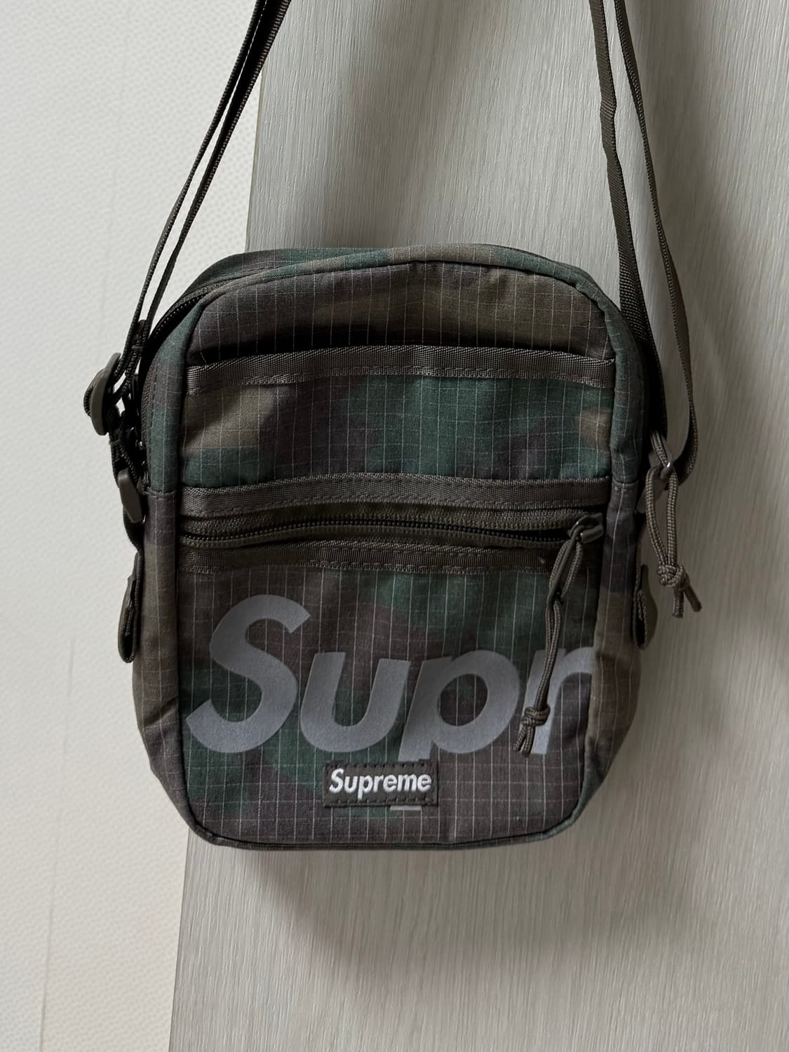 슈프림 숄더백 밀리터리 상품이미지1
