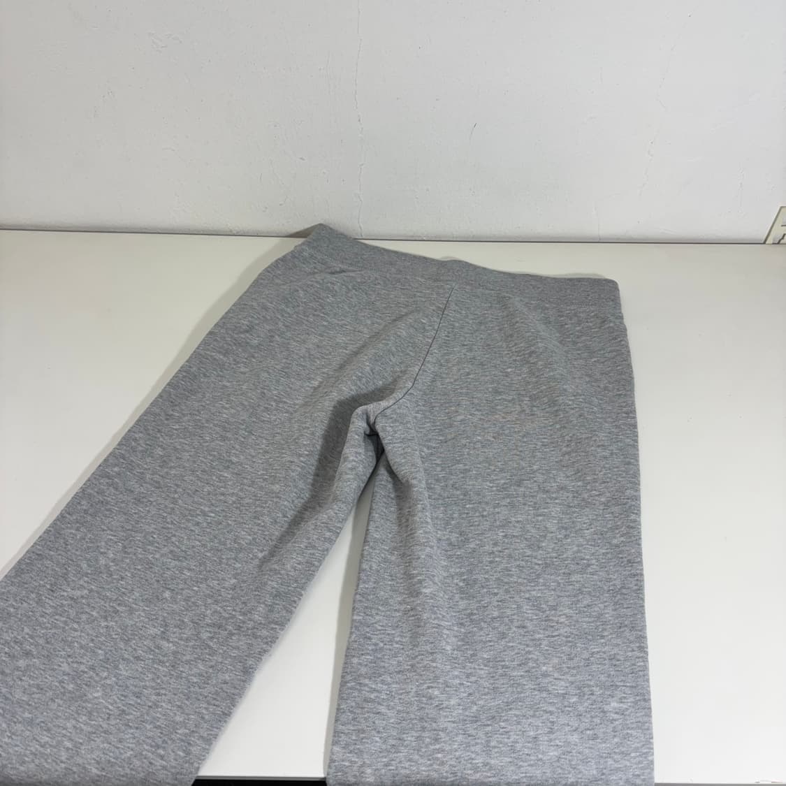 우먼L 나이키 그레이 스우시 와이드핏 면 트레이닝팬츠 상품이미지4