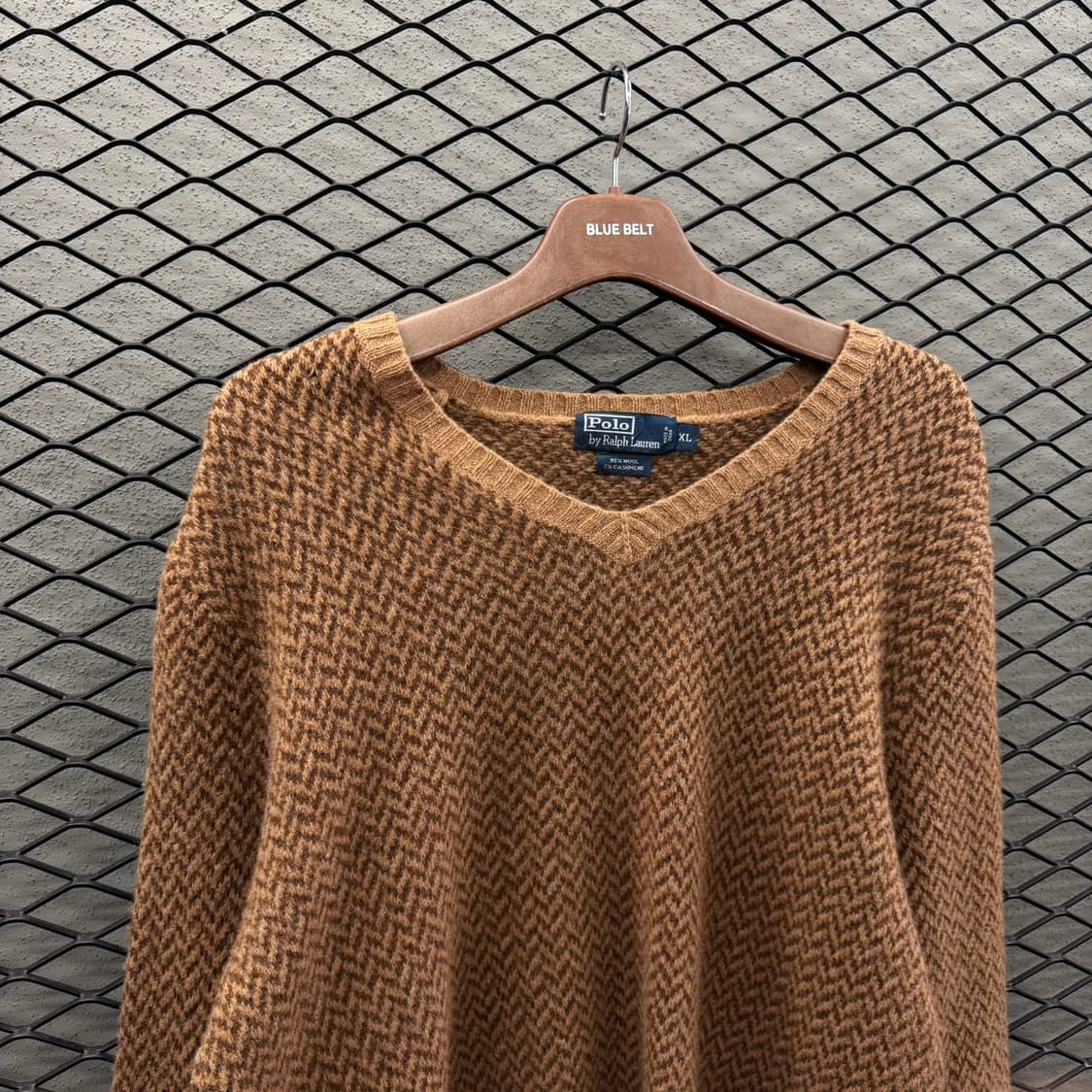 폴로 랄프로렌 울니트 V넥 헤링본패턴 디테일 루즈핏 브라운 상품이미지4