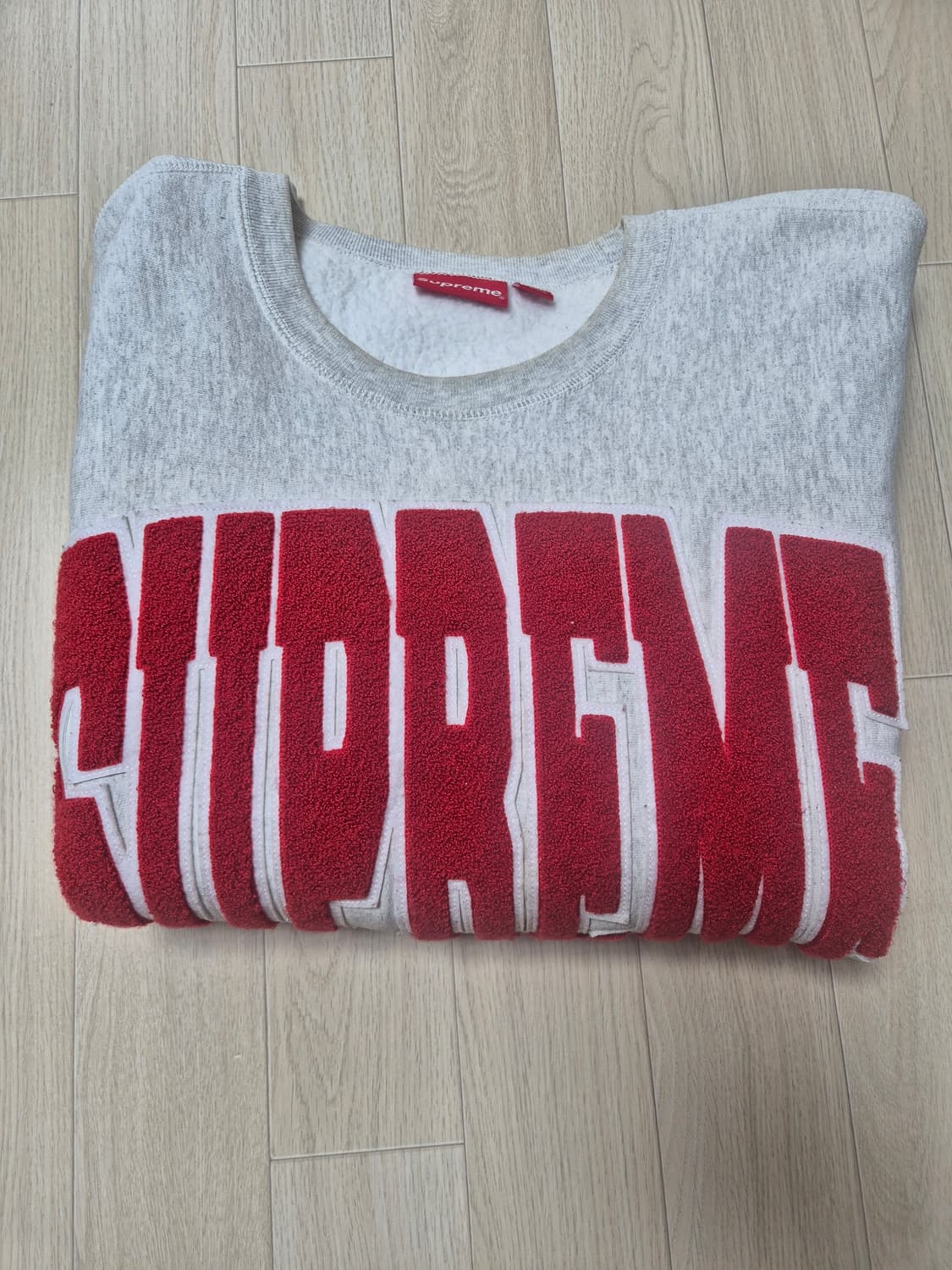 [L] 슈프림 21FW 시티스 아크 크루넥 애쉬 그레이 맨투맨 상품이미지4