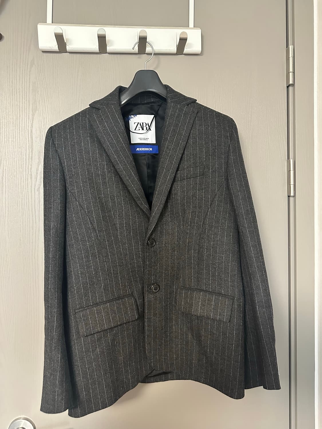 자라 아더에러 스트라이프 오버사이즈 블레이저 상품이미지1