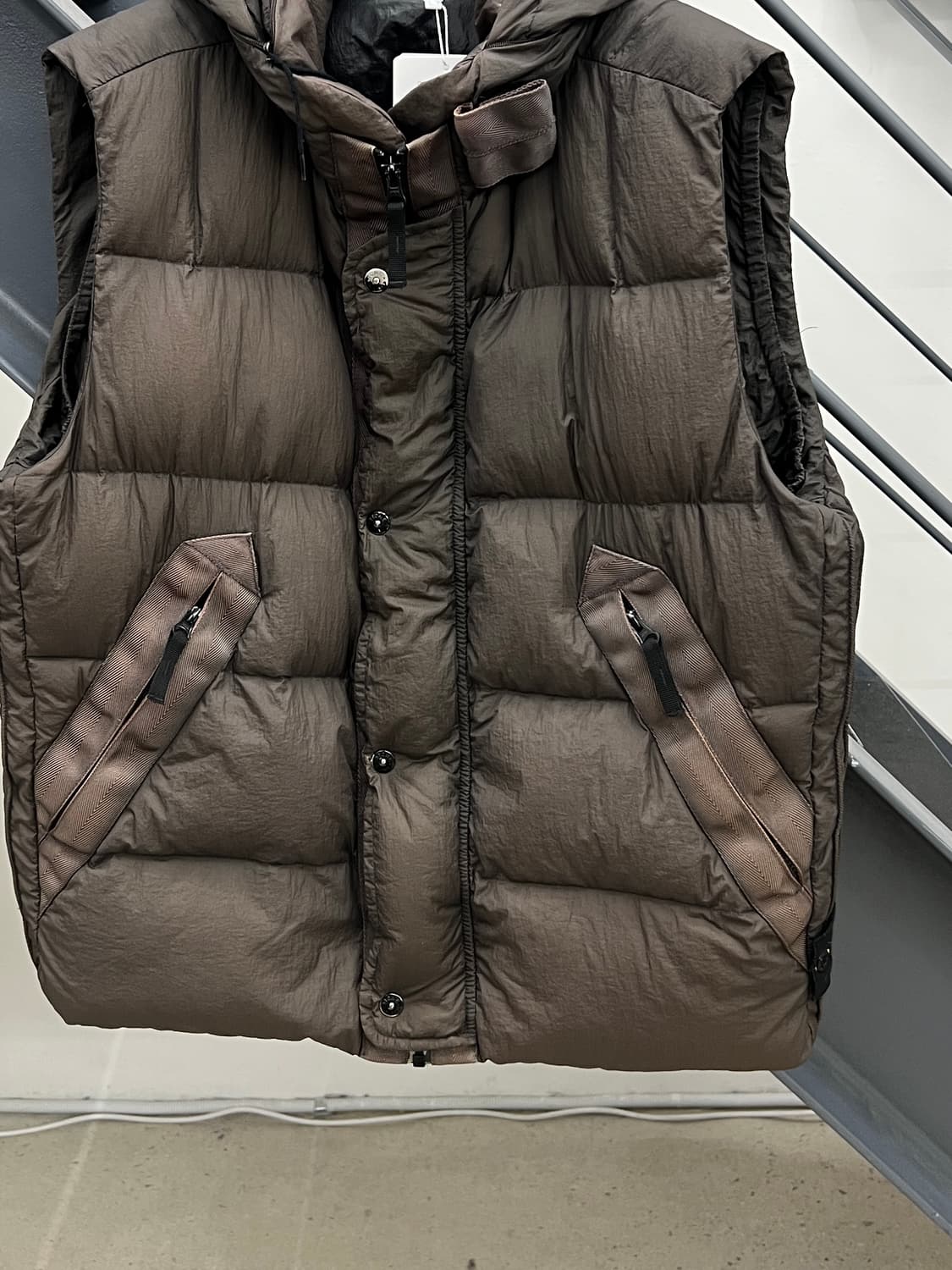 스톤아일랜드 와펜 가먼트다잉 패딩 베스트 상품이미지3