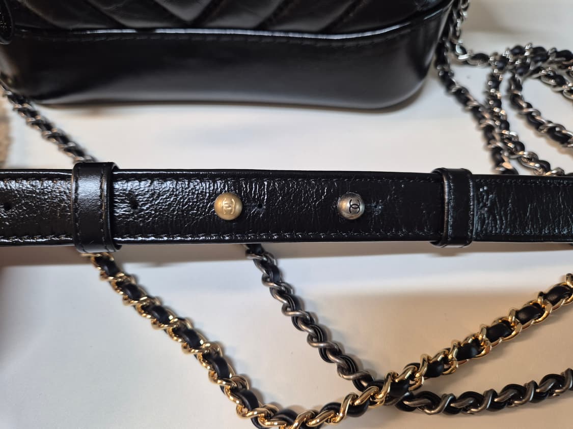 (미사용)샤넬 쉐브론 가브리엘 호버 스몰 상품이미지4