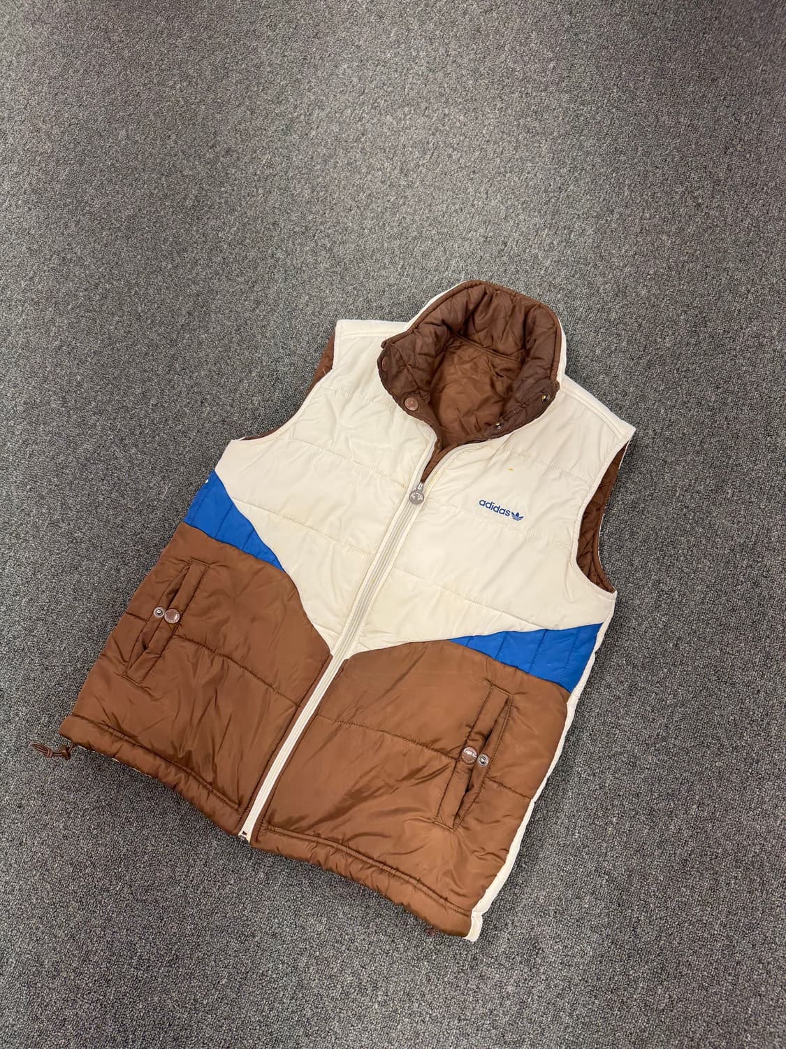 아디다스 빈티지 리버시블 브라운 퀄팅 패딩조끼 상품이미지4