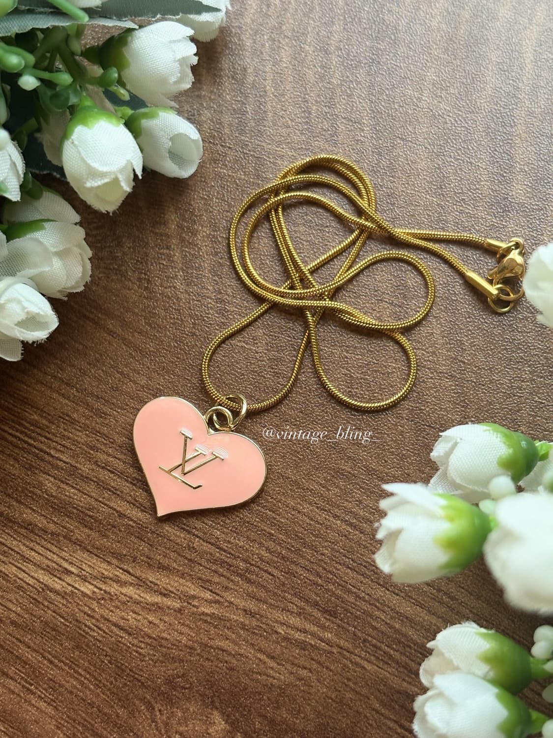 루이비통 빅 하트 스네이크 목걸이 상품이미지2