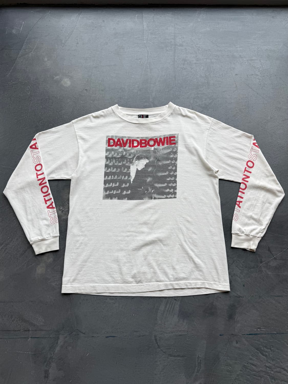 세인트 미카엘 데이비드 보위 롱슬리브 상품이미지1