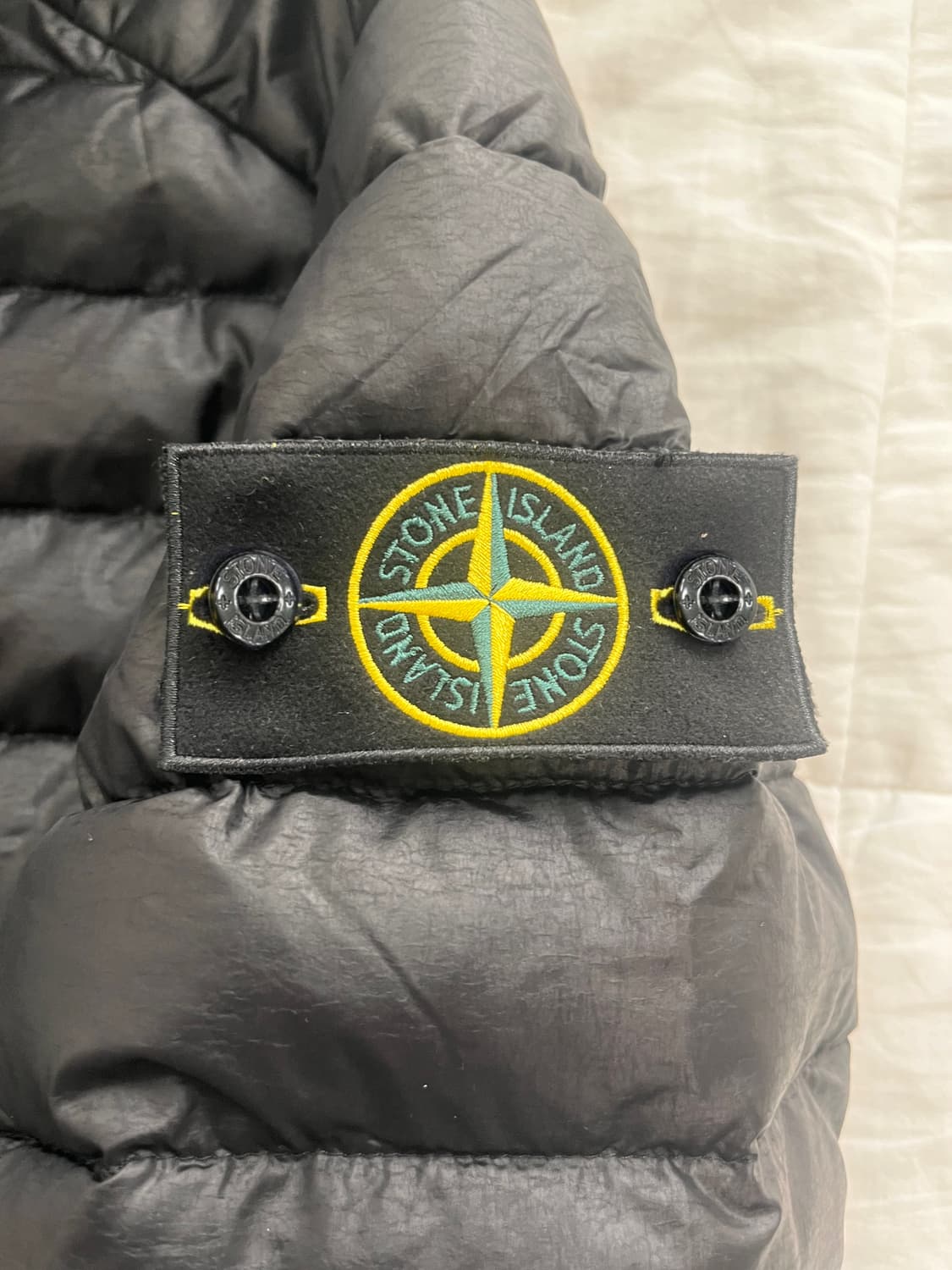 스톤아일랜드 룸우븐 경량패딩 상품이미지2